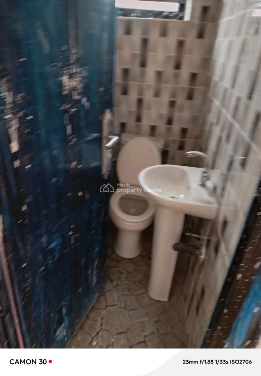Fantastic Give Away 2 Bedroom, By Bucknor Estate, Ejigbo, Lagos, Flat / Apartment for Rent
