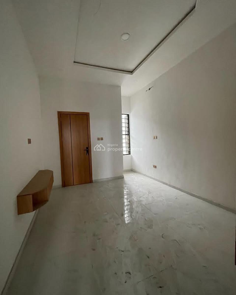 Decently Finished 2 Bedroom Apartment, Orchid, Lekki, Lagos, Block of Flats for Sale