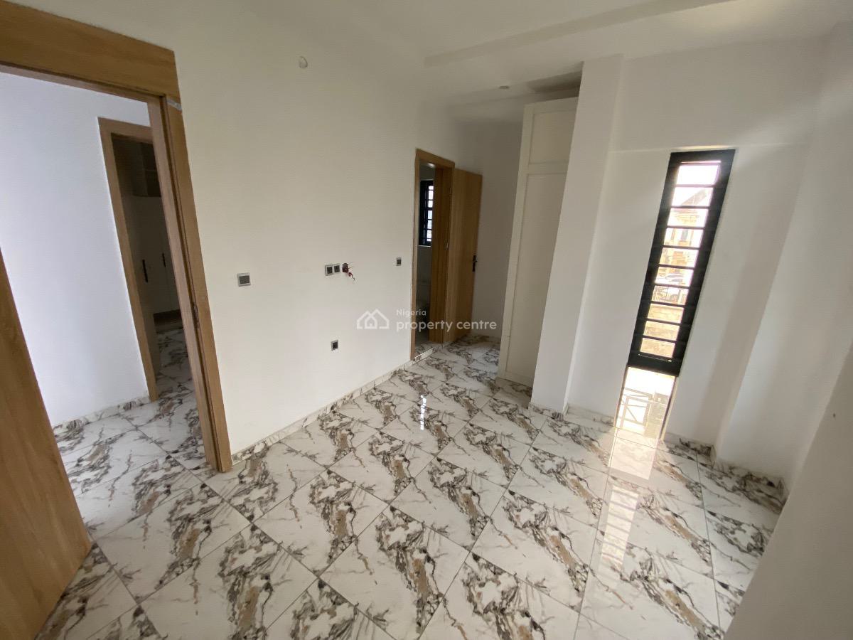 5 Bedroom Detached House with 1 Room Staff Quarters, Metro Home Estate, Ajah, Lagos, Detached Duplex for Sale