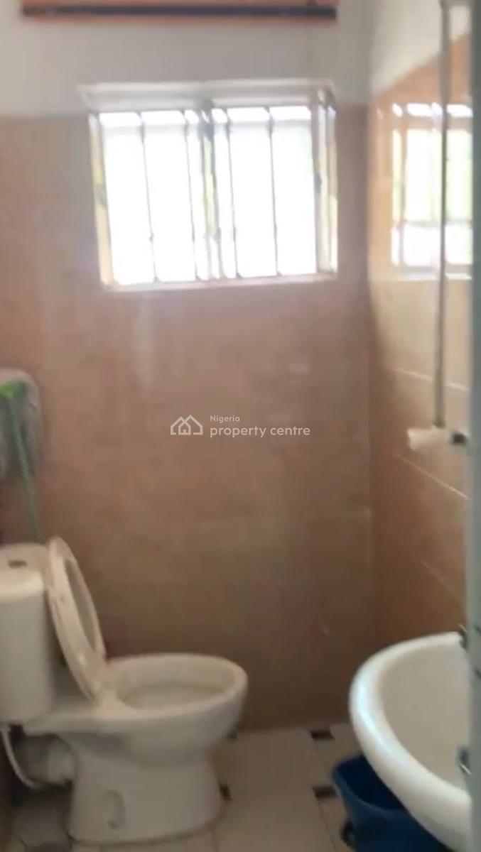 a Standard, Clean, Lovely 2 Bedroom Flat, Onigbongon, Maryland, Lagos, Flat / Apartment for Rent