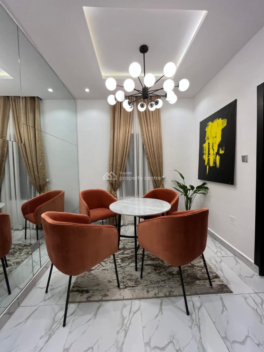 Fully Furnished, Spacious 2 Bedroom Apartment, Sabo, Yaba, Lagos, Flat / Apartment for Rent