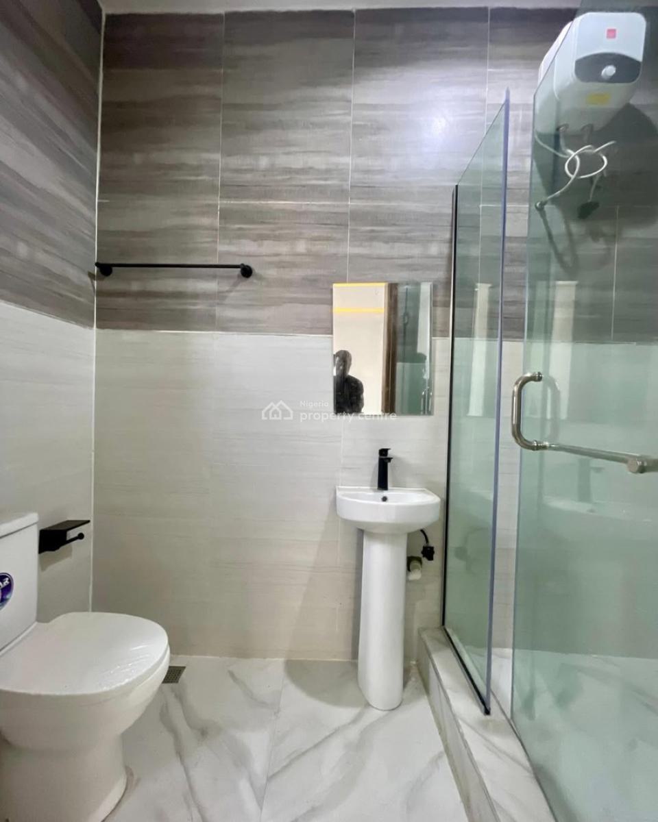 Exquisitely Built 4 Bedroom Terrace Duplex with Bq, Chevron, Lekki, Lagos, Terraced Duplex for Sale