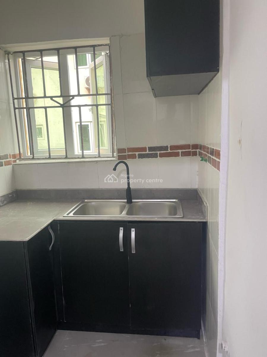 Nice and Spacious 2 Bedroom Apartment All Rooms Ensuite, Agungi, Lekki, Lagos, Flat / Apartment for Rent