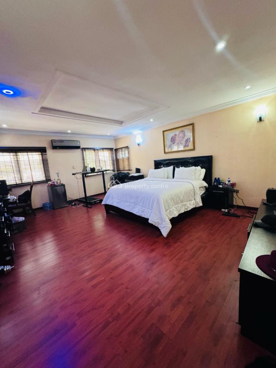 6 Bedroom Duplex with Basement and Bq Up for Grab, Near City View Estate, Dakwo, Abuja, Detached Duplex for Sale