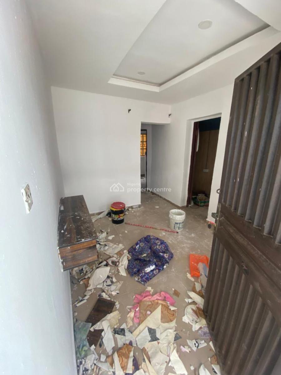Very Sweet and Lovable Spacious Clean Chocolate Dope Mini Flat Downstairs, Oluaye Attena By Peace Land Avenue, Ogombo, Ajah, Lagos, Mini Flat (room and Parlour) for Rent