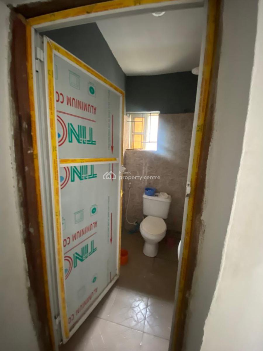 Very Sweet and Lovable Spacious Clean Chocolate Dope Mini Flat Downstairs, Oluaye Attena By Peace Land Avenue, Ogombo, Ajah, Lagos, Mini Flat (room and Parlour) for Rent