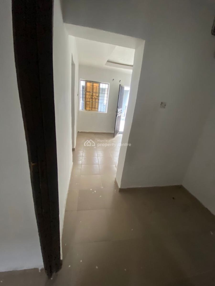 Very Sweet and Lovable Dope Mini Flat Downstairs, Oluaye Attena By Peace Land Avenue, Ogombo, Ajah, Lagos, Mini Flat (room and Parlour) for Rent