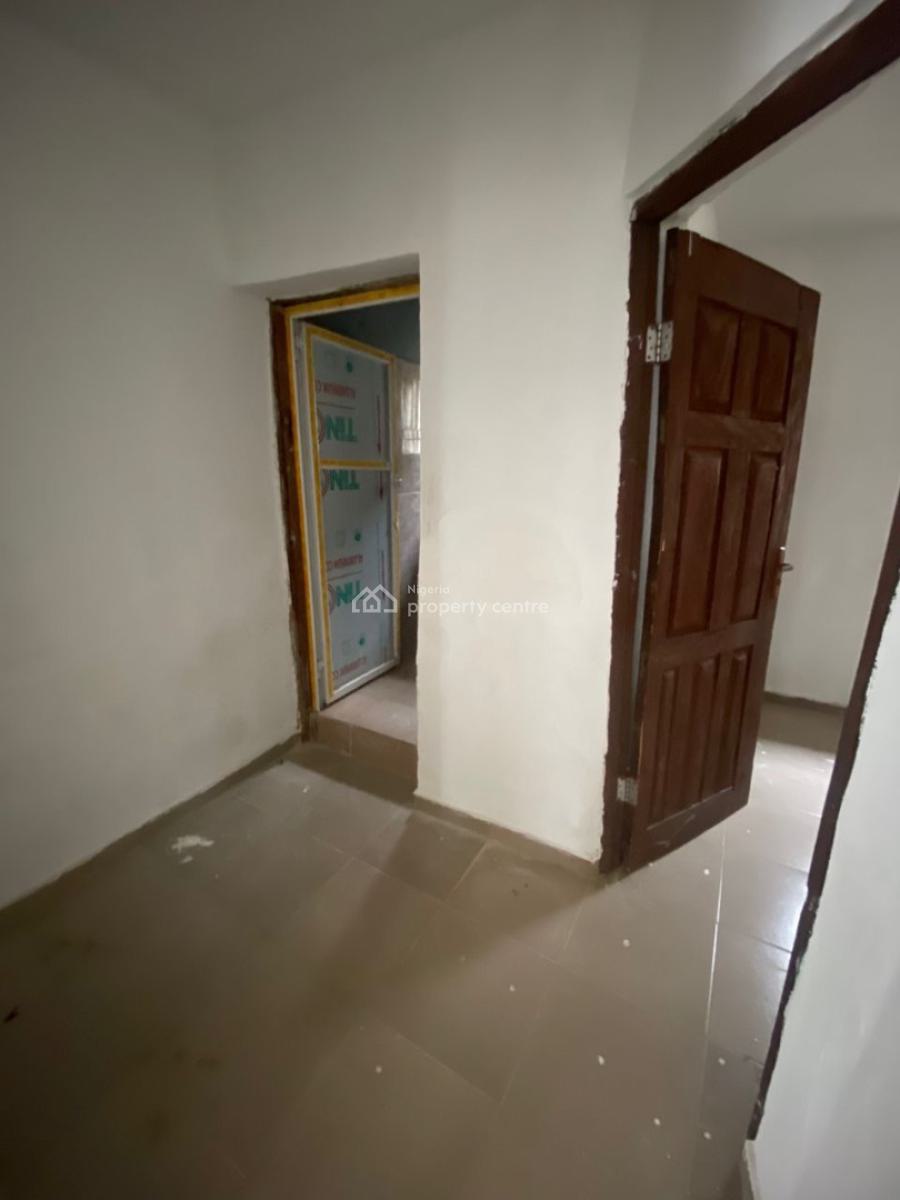 Very Sweet and Lovable Dope Mini Flat Downstairs, Oluaye Attena By Peace Land Avenue, Ogombo, Ajah, Lagos, Mini Flat (room and Parlour) for Rent