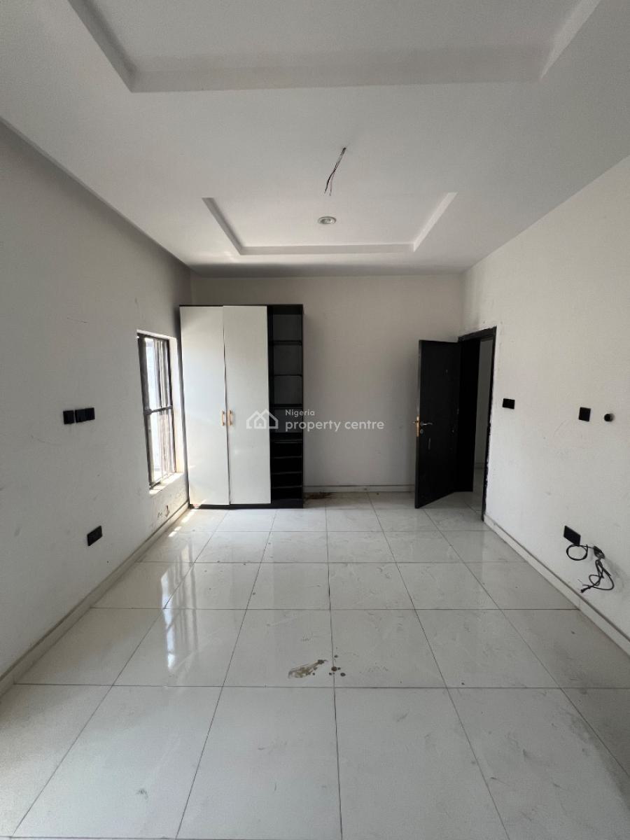 Fully Serviced 2 Bedroom Apartments with Elevator , Gym and a Bq., Ikate Elegushi, Lekki, Lagos, Flat / Apartment for Sale