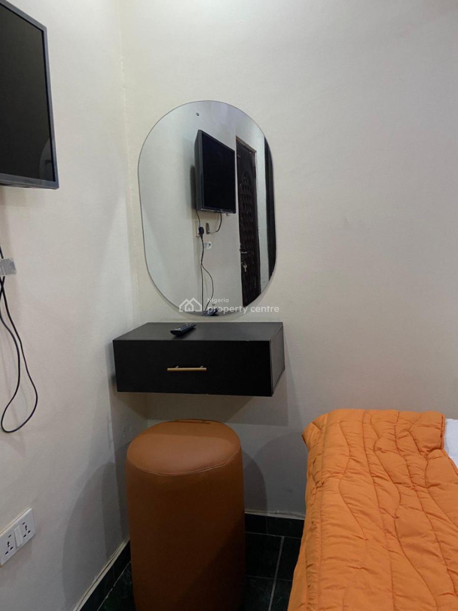 3bedroom Luxury Apartments, Ajao Estate, Isolo, Lagos, Flat / Apartment Short Let