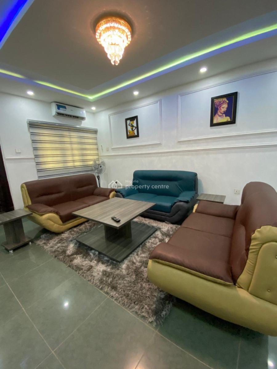3bedroom Luxury Apartments, Ajao Estate, Isolo, Lagos, Flat / Apartment Short Let