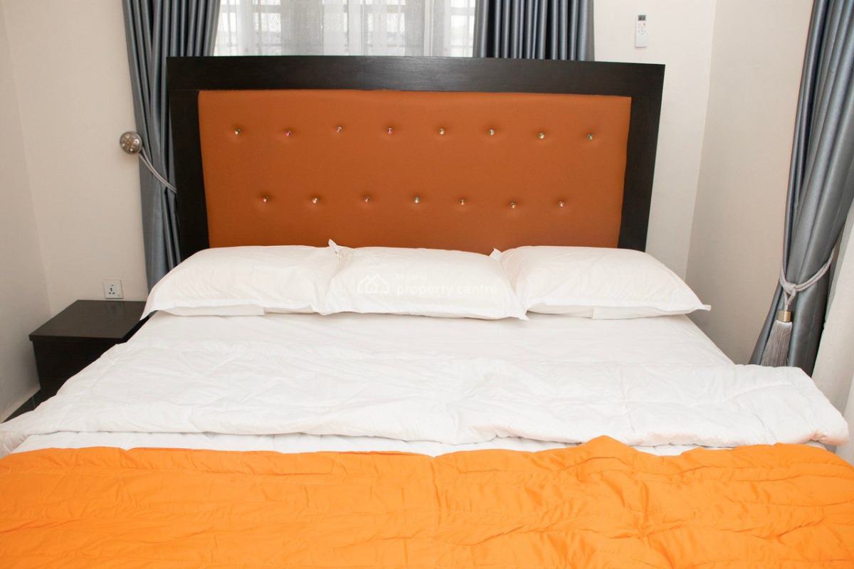3bedroom Luxury Apartments, Ajao Estate, Isolo, Lagos, Flat / Apartment Short Let