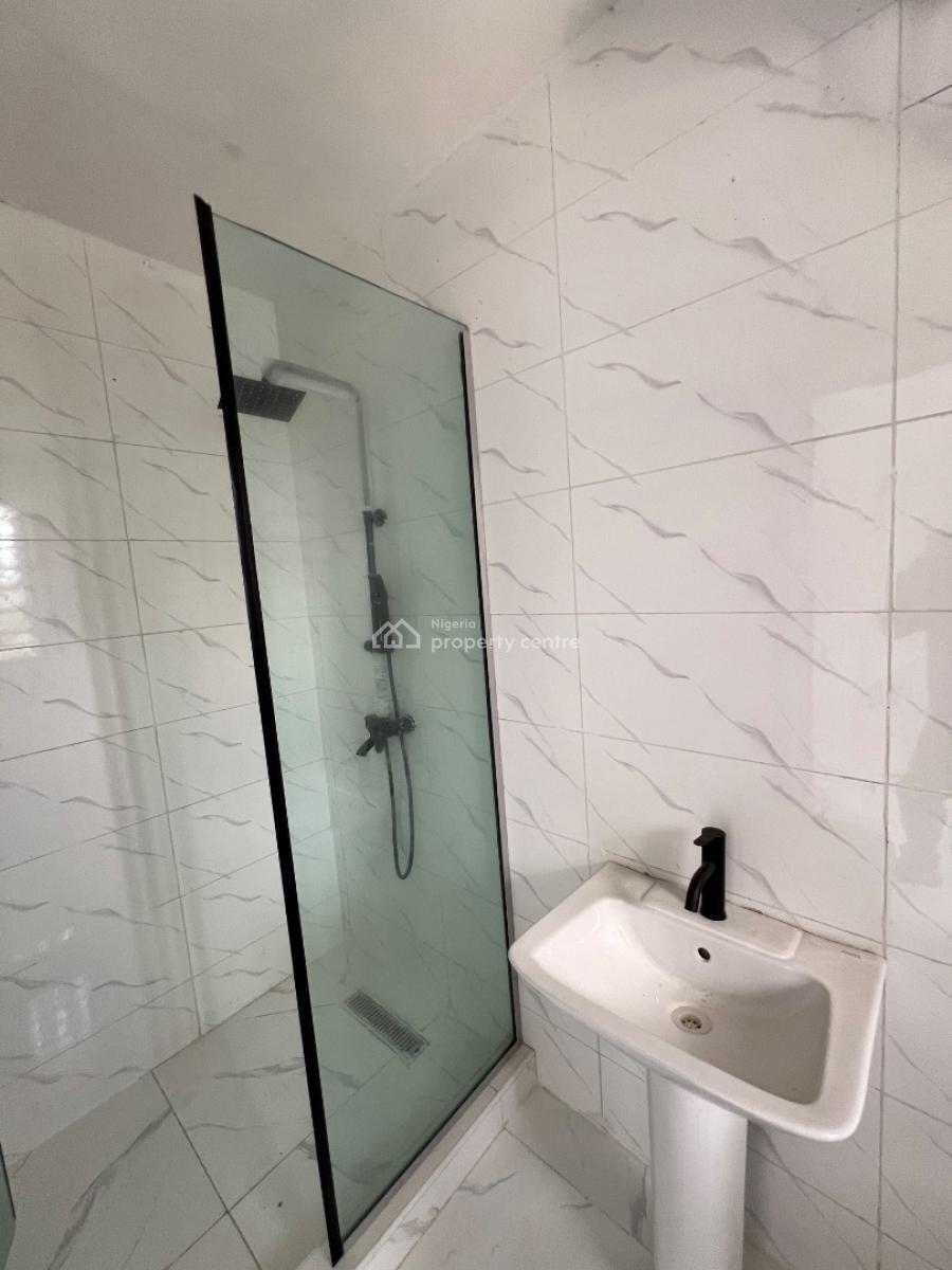 Fully Serviced 2 Bedroom Apartments with Elevator., Ikate Elegushi, Lekki, Lagos, Flat / Apartment for Sale