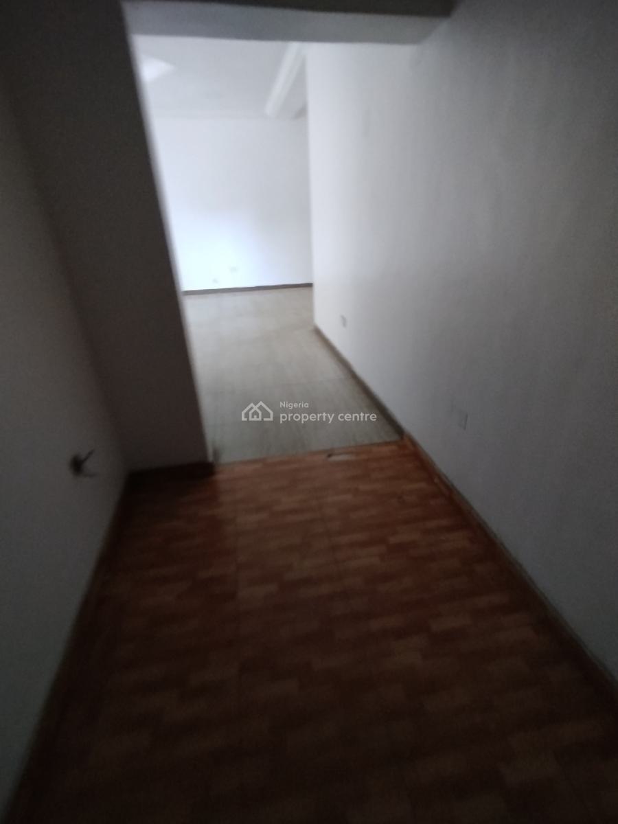 2 Bedroom Flat on 1st Floor with Private Staircase and Balcony, Petrocam Filling Station Area, Lekki Right Hand Side, Lekki Phase 1, Lekki, Lagos, Flat / Apartment for Rent
