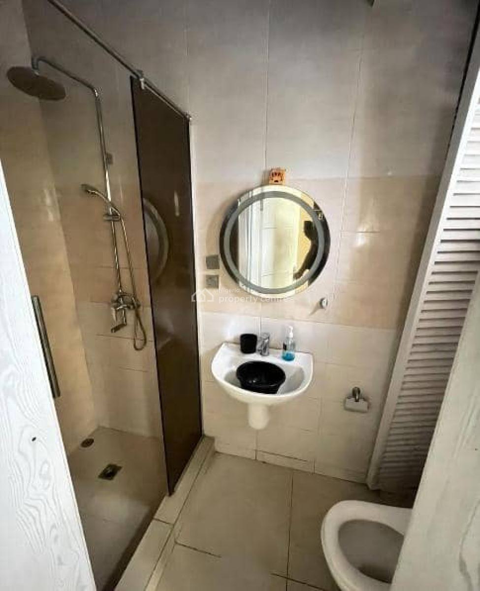 Serviced 3 Bedrooms Flat with Gym in a Serene Area, Ikate, Lekki, Lagos, Flat / Apartment for Rent