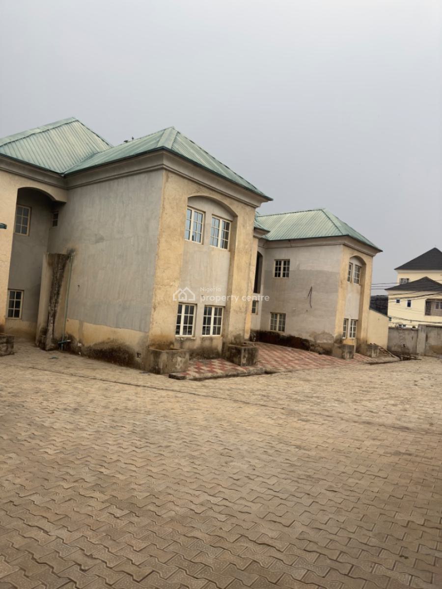 Luxury Hotel, Abacha Road, Mararaba, Abuja, Hotel / Guest House for Sale
