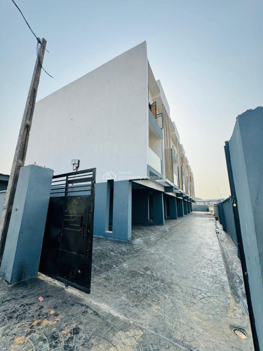 Contemporary 3 Bedroom Terraced Duplex with Bq, Gra, Ogudu, Lagos, Terraced Duplex for Sale