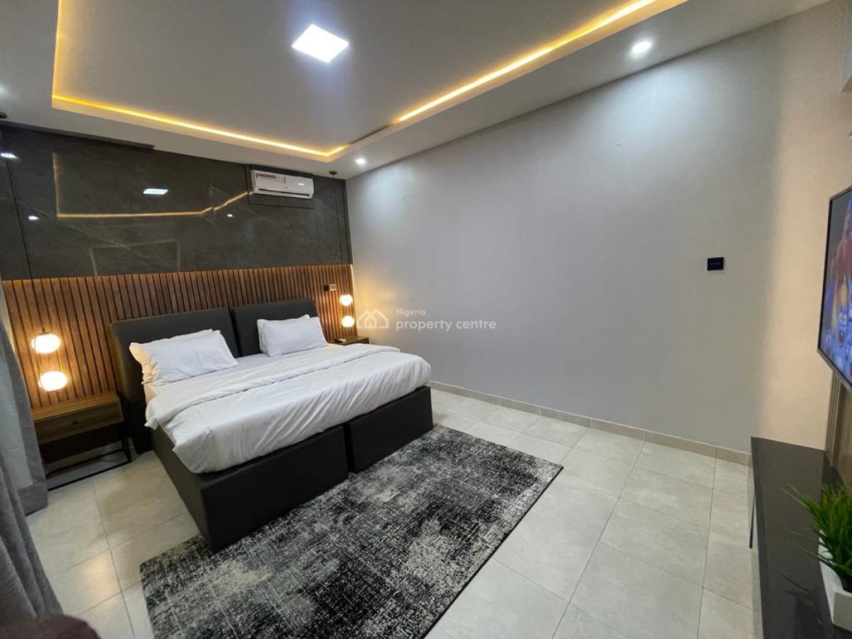 Deluxe 3 Bedrooms Apartment in a Serene Neighborhood, Ikate Elegushi, Lekki, Lagos, Flat / Apartment Short Let
