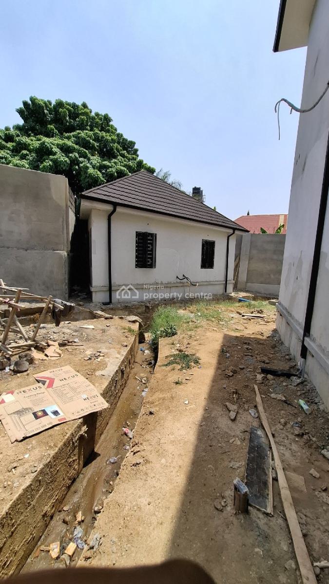 6 Bedroom Fully Detached Duplex with 2 Bqs, Asokoro District, Abuja, Detached Duplex for Sale