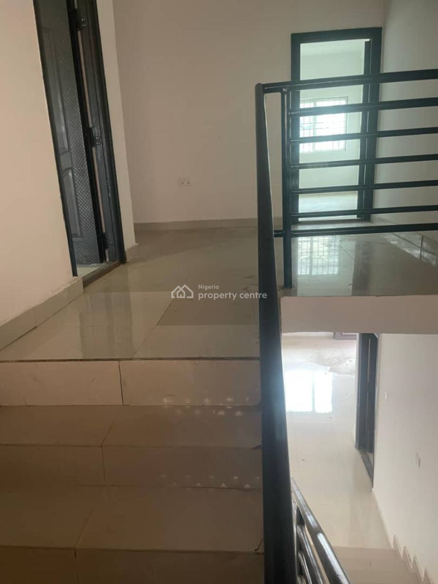 Well Renovated 3 Bedroom Duplex, Agungi, Lekki, Lagos, Terraced Duplex for Rent