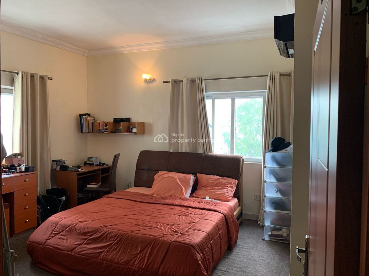 2 Bedrooms Apartment, Lekki Phase 1, Lekki, Lagos, Flat / Apartment for Rent