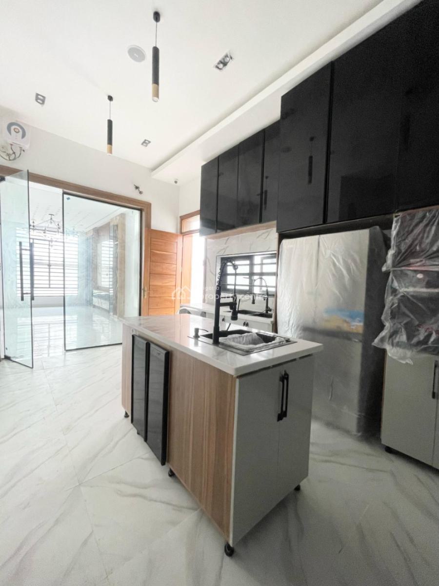 Spacious Built 4 Bedroom  Fully Detached Duplex with Bq, Orchid, Lekki, Lagos, Detached Duplex for Sale