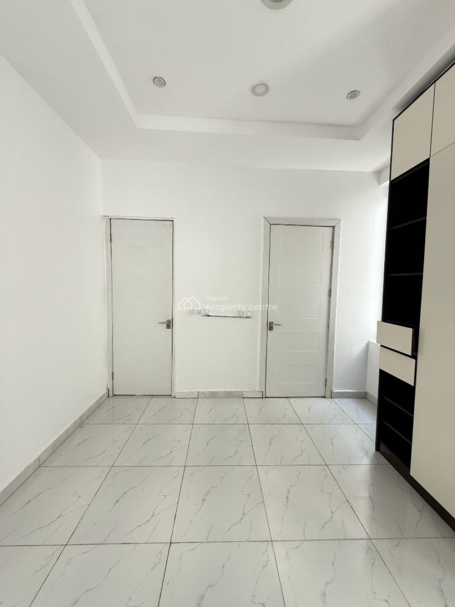 2 Bedroom Apartment, Agungi, Lekki, Lagos, Flat / Apartment for Sale