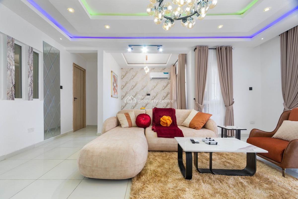 Standard 2 Bedroom and Parlour, Lekki Phase 1, Lekki, Lagos, Flat / Apartment Short Let