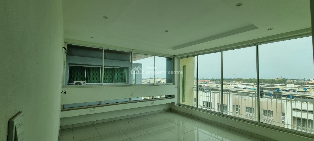 Nicely Built 3 Bedroom Flat, Grenadine Estate, Monastery Road, Sangotedo, Ajah, Lagos, Flat / Apartment for Sale