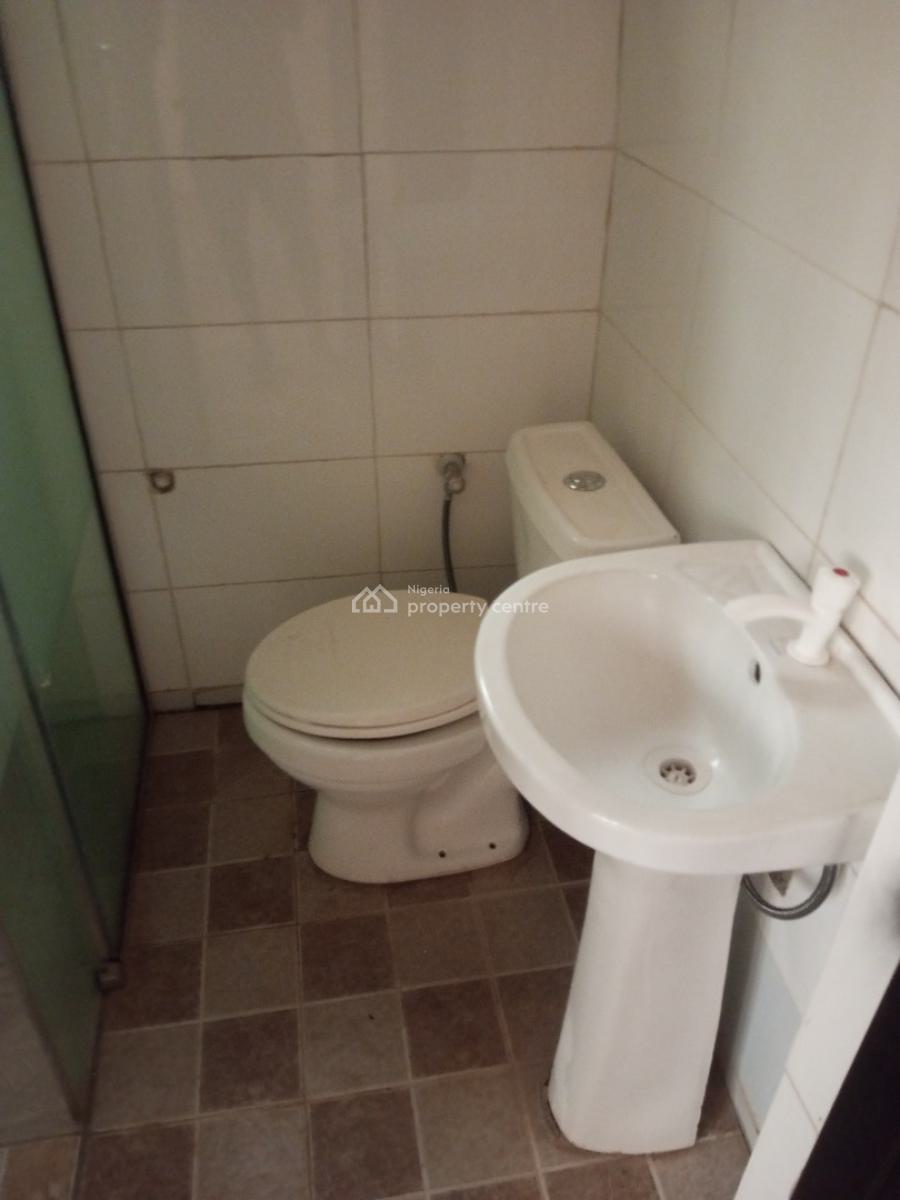 3 Bedroom Flat Available in an Estate, Near Sunnyvale Estate, Dakwo, Abuja, Mini Flat (room and Parlour) for Rent