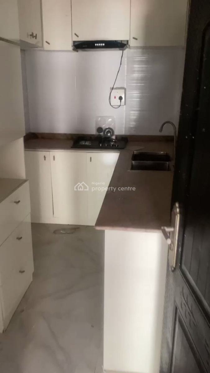 2 Bedroom, 4b Adetokunbo Street Chisco, Ikate Elegushi, Lekki, Lagos, Flat / Apartment for Rent