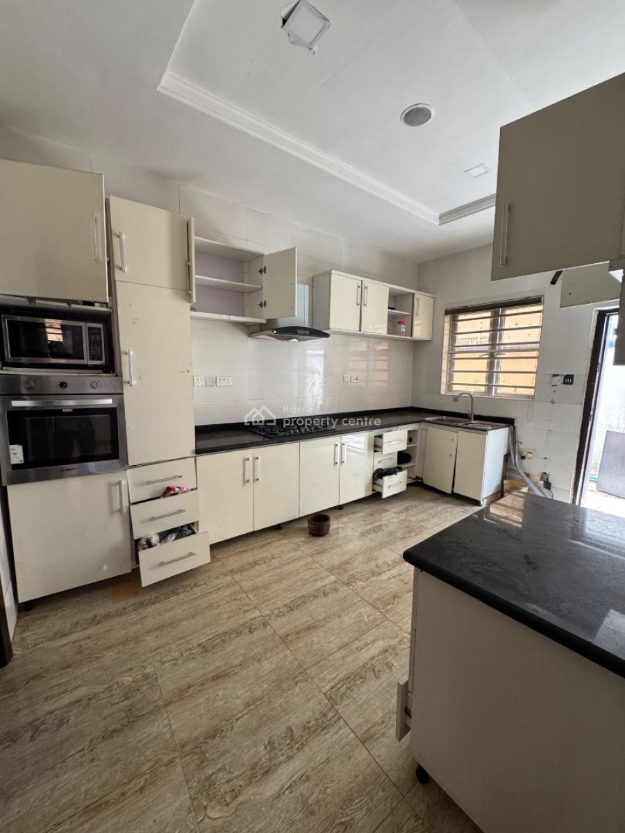 Maintained 3 Bedroom Terrace Duplex, Chevron Toll Gate, Lekki Phase 2, Lekki, Lagos, Terraced Duplex for Rent