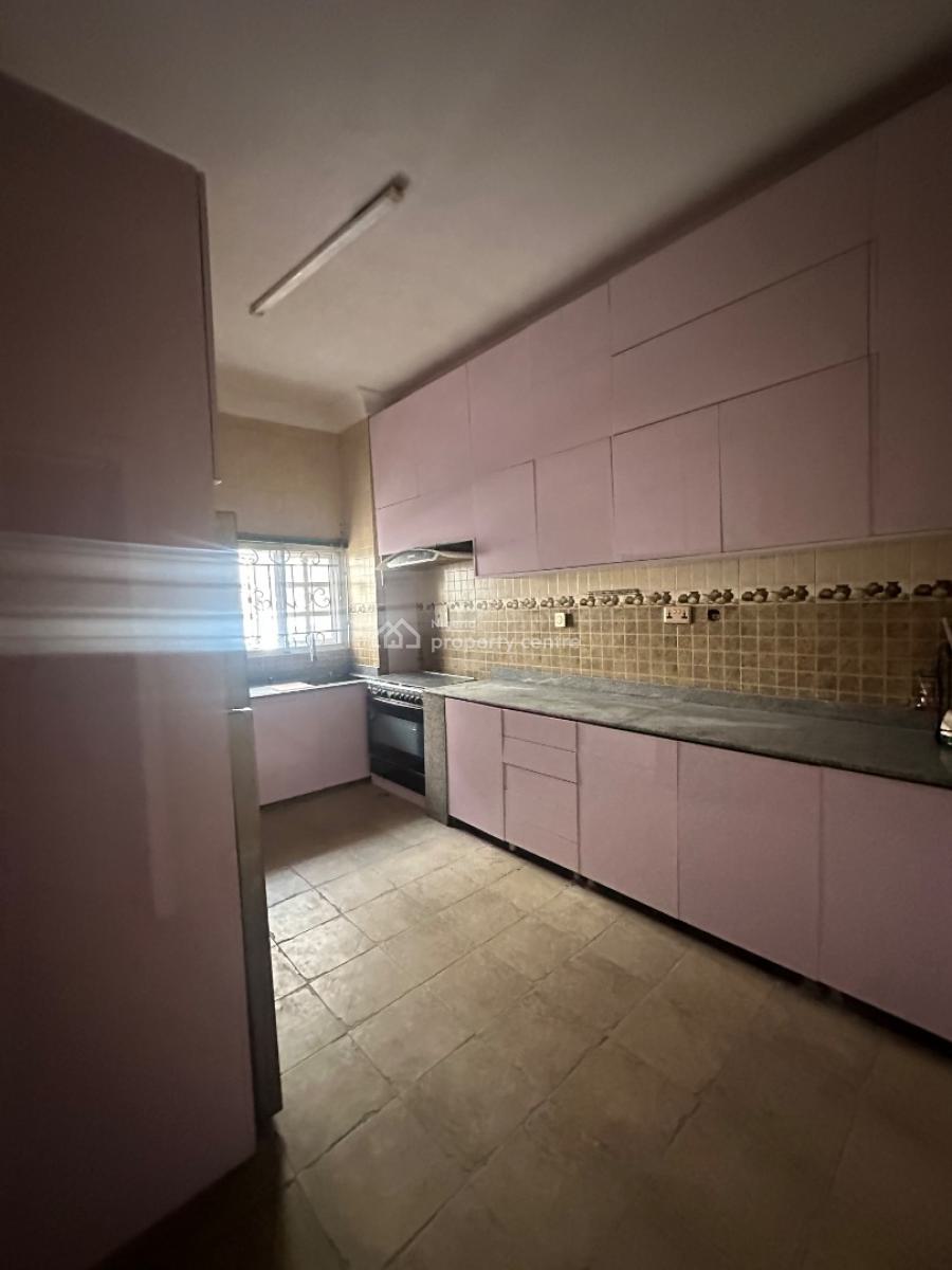 Standard 3 Bedroom Flat with Bq, Off Oti Street, Parkview, Ikoyi, Lagos, Terraced Bungalow for Rent