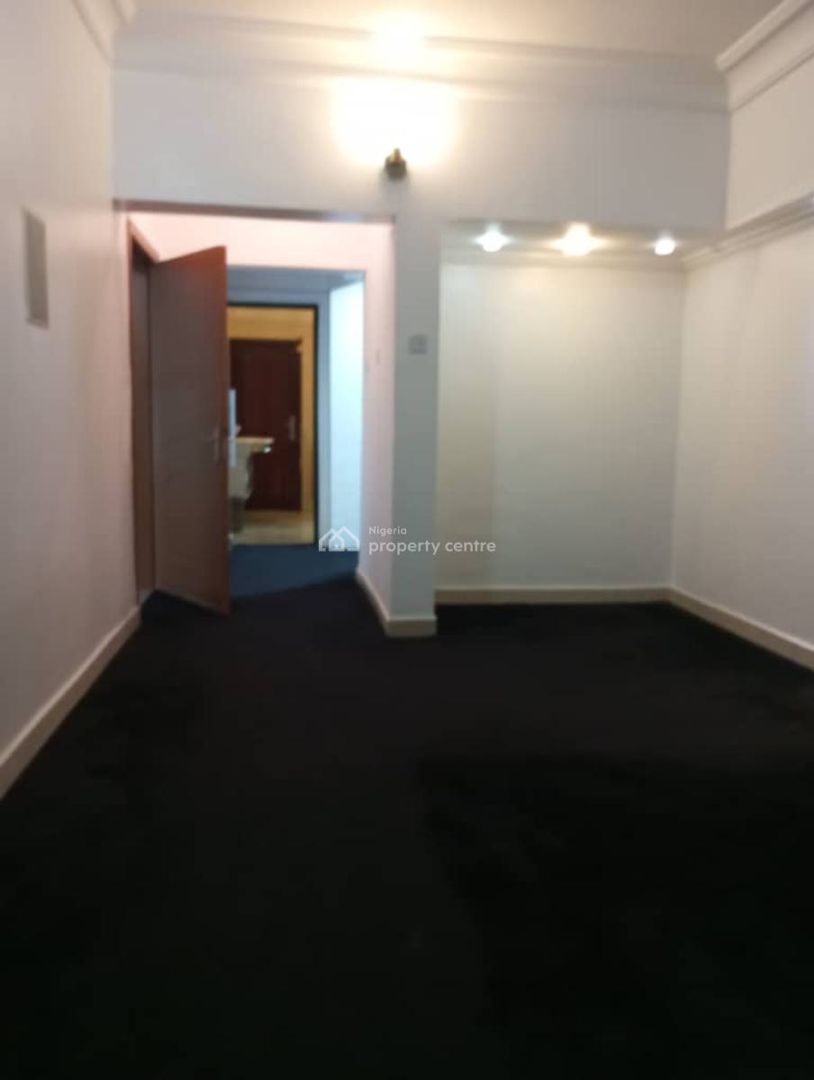 Beautifully Built 3 Bedroom Terrace Duplex with Bq, Lekki Phase 1, Lekki, Lagos, Terraced Duplex for Sale