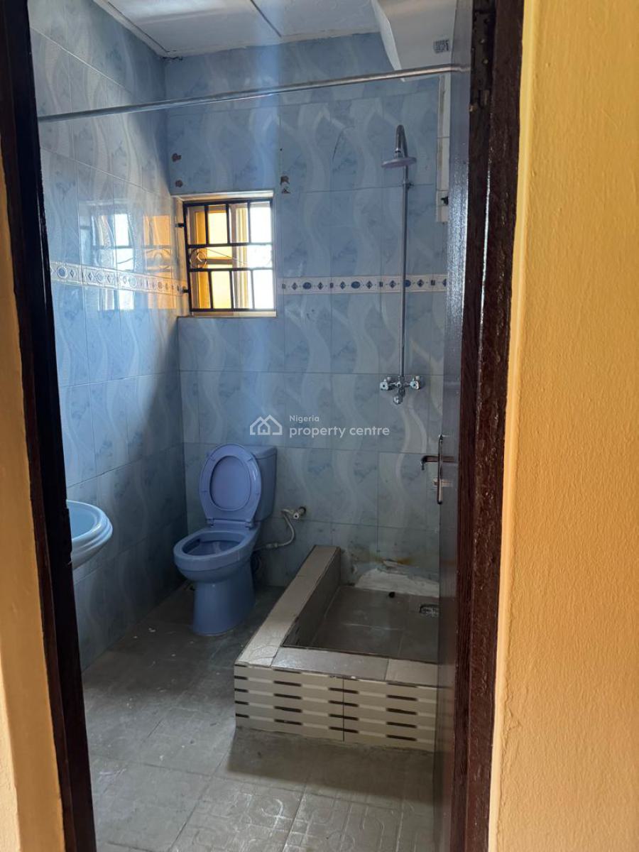 Newly Renovated 3 Bedroom Flat, Gbagada, Lagos, Flat / Apartment for Rent
