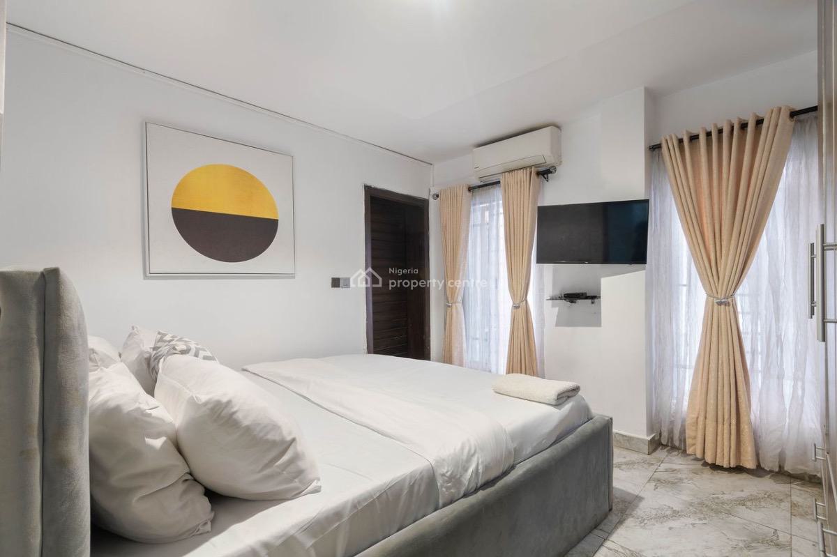 Luxury & Cozy 3 Bedroom Serviced Apartment, Lekki Phase 1, Lekki, Lagos, Flat / Apartment Short Let