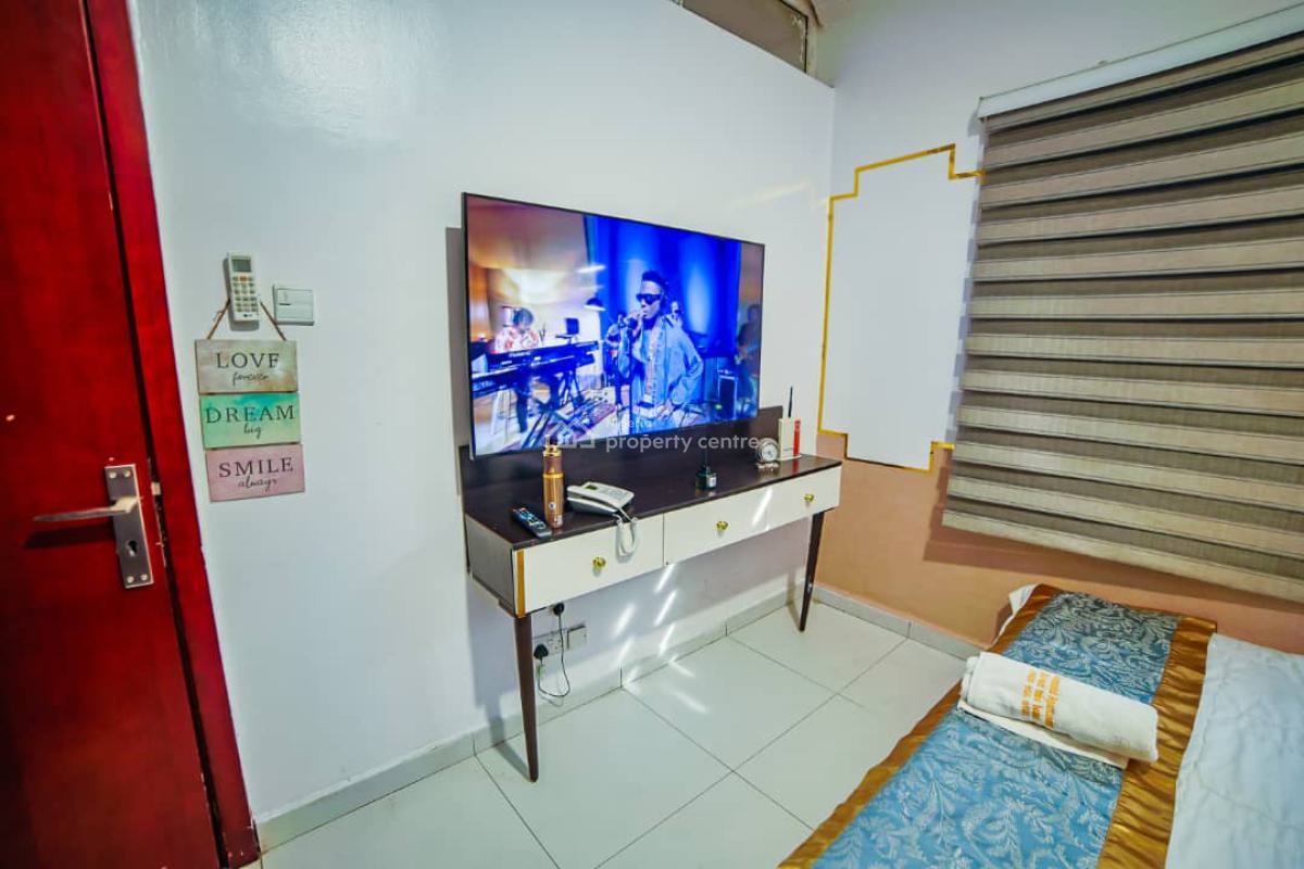 Fully Furnished Mini Flat, Off Admiralty Road, Lekki, Lagos, Mini Flat (room and Parlour) for Rent