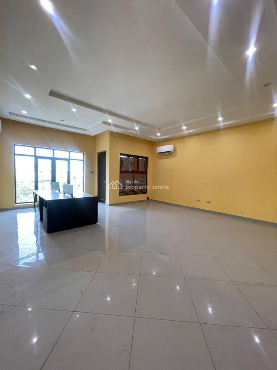 Spacious Massive Luxury 5 Bedroom Terrace Duplex Apartments, Secure Estate Victoria Island Lagos, Victoria Island (vi), Lagos, Flat / Apartment for Rent