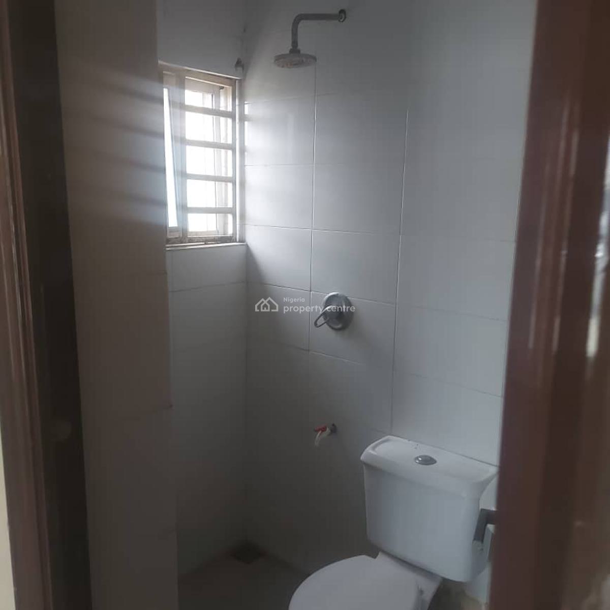 Neatly Used 2 Bedroom Apartment, Badore, Ajah, Lagos, Flat / Apartment for Rent