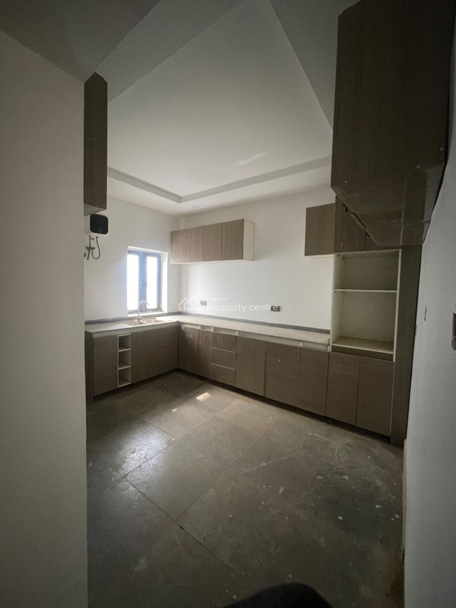 Luxury 4 Bedroom Terrace Duplex, Shafa Filling Station Axis, Jahi, Abuja, Terraced Duplex for Sale
