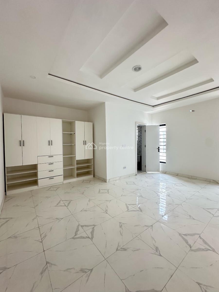 First Class Family Living!, Ikota, Chevron Toll Gate, Lekki Phase 2, Lekki, Lagos, Terraced Duplex for Sale