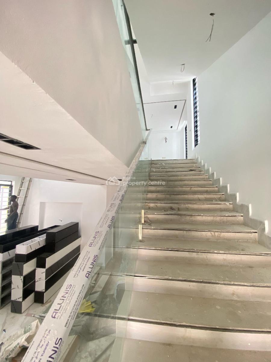 Contemporary 5-bedroom Home  Pool, Bq & Smart Features, Chevron, Lekki, Lagos, Detached Duplex for Sale