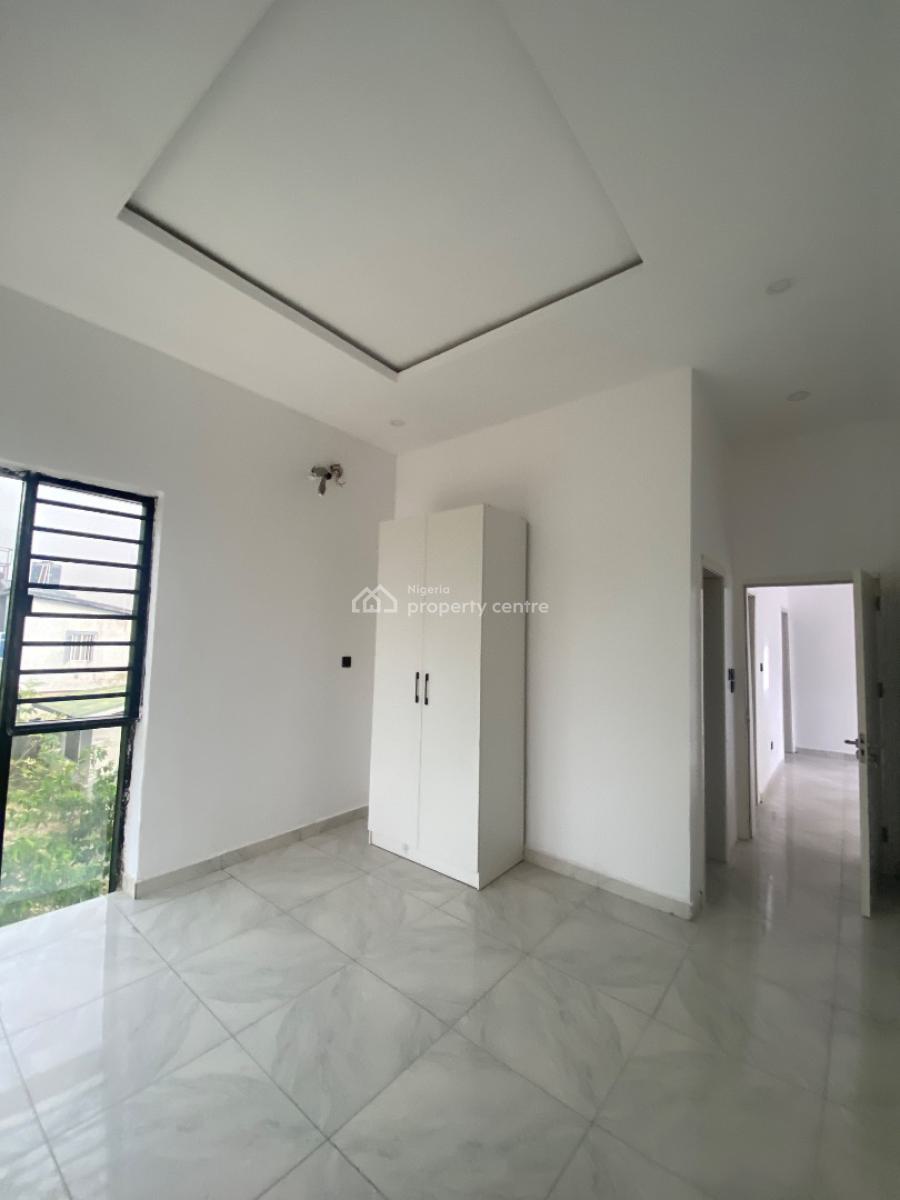 Classic Two Bedroom Apartment, Peaceland, Ogombo, Ajah, Lagos, Flat / Apartment for Rent