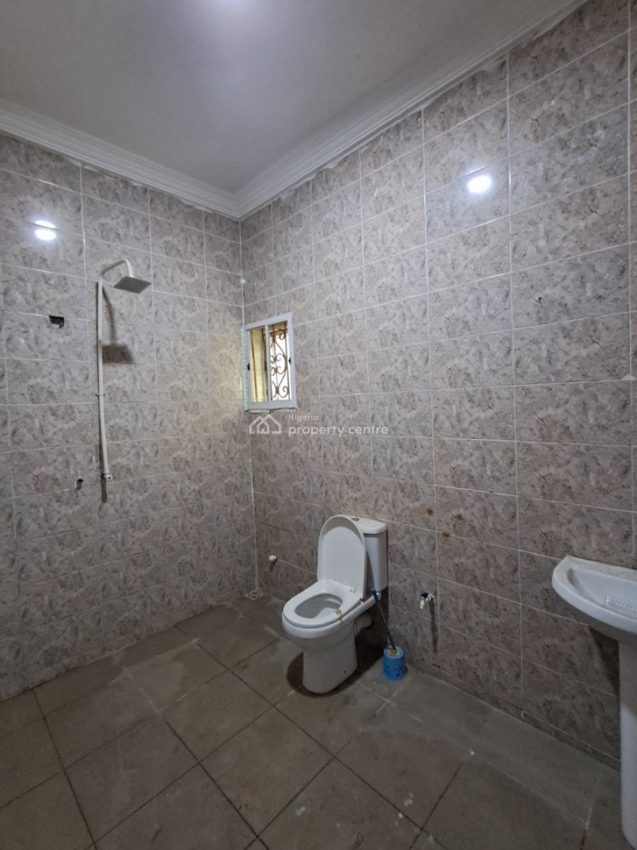 Spacious 2 Bedroom Flat, Okun Ajah Road, Ajah, Lagos, Flat / Apartment for Rent