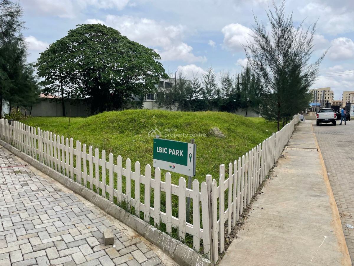 2-bedroom Falt, Off Lawason Road, Surulere, Lagos, Flat / Apartment for Sale