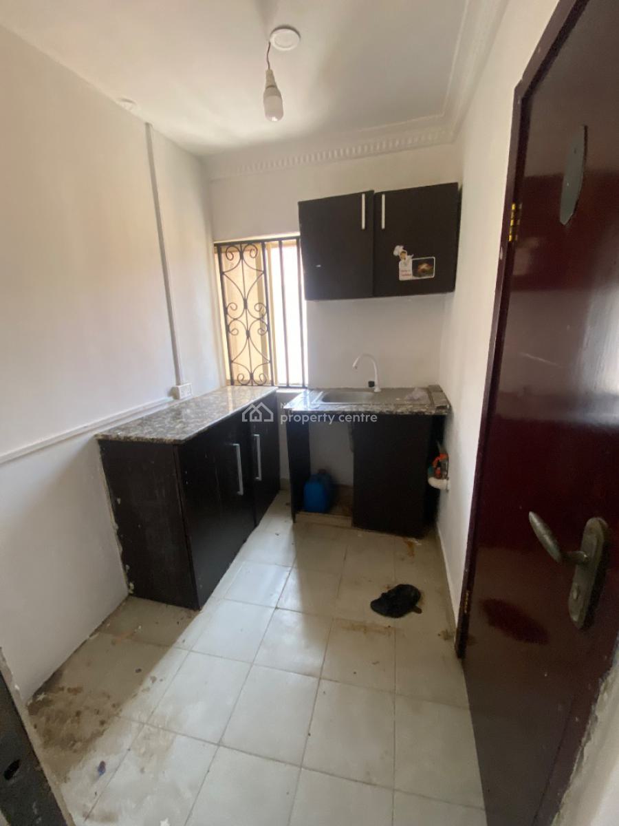 Mini Flat, Apha Beach Road, Lekki Phase 2, Lekki, Lagos, Mini Flat (room and Parlour) for Rent