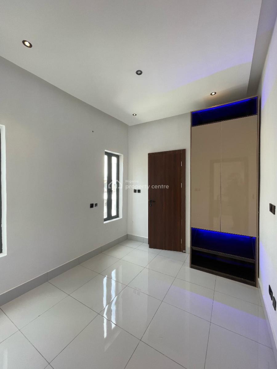 5 Bedrooms Detached Duplex with Bq, Ajah, Lagos, Detached Duplex for Sale