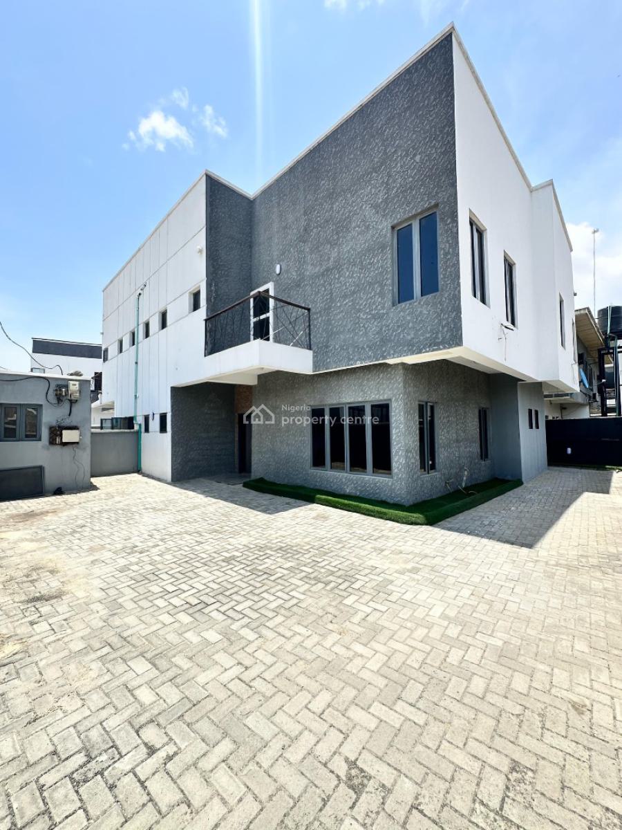 Specious 3bedrooms Semi Detached Duplex with Bq, Ologolo, Ologolo, Lekki, Lagos, Semi-detached Duplex for Sale