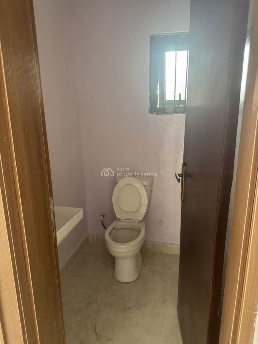Nice and Spacious 3 Bedroom Apartment All Rooms Ensuite, Lekki Phase 1, Lekki, Lagos, Flat / Apartment for Rent