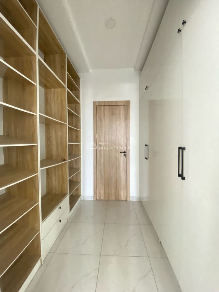 5 Bedroom Semi Detached House Available, Lekki, Lagos, Semi-detached Duplex for Sale